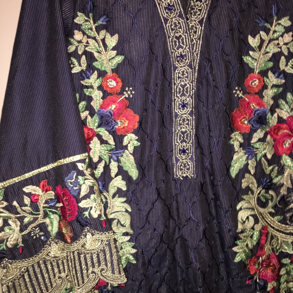 Limelight 2 piece suit. - Picture 2 of 3